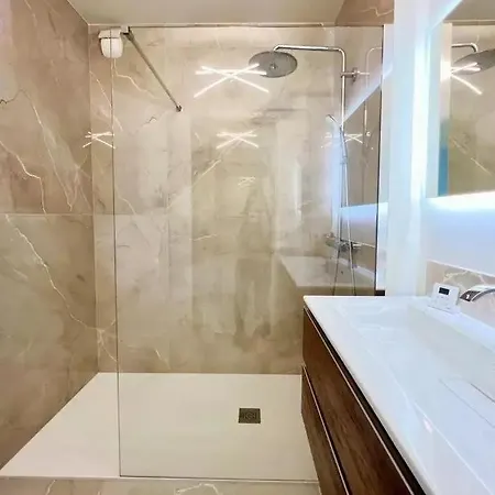 King De Luxe Moderne1 شقة